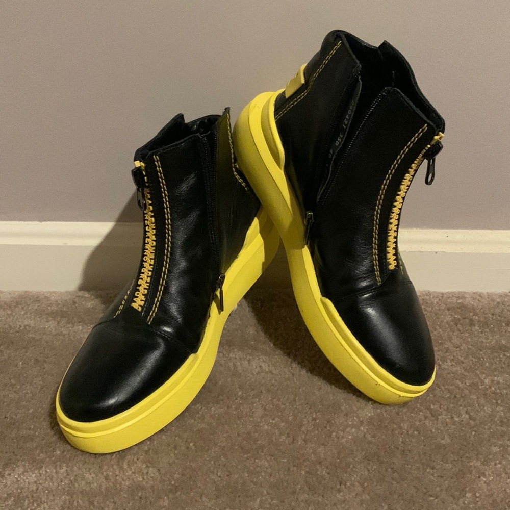 Woman Shoes